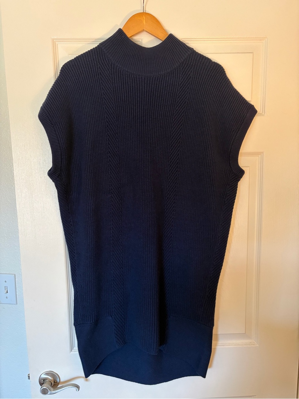 Anthropologie Ribbed Sleeveless Tunic in Deep Navy